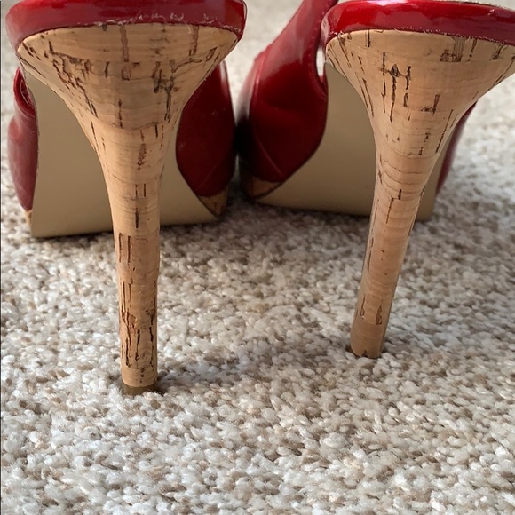 🛍 Red Cork Heels - Picture 3 of 6